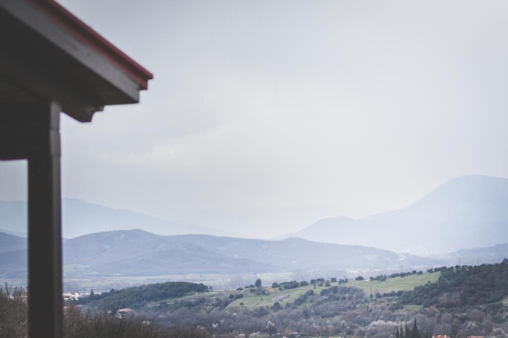 Junior Suite con vistas a la montaña y al bosque de Meteora